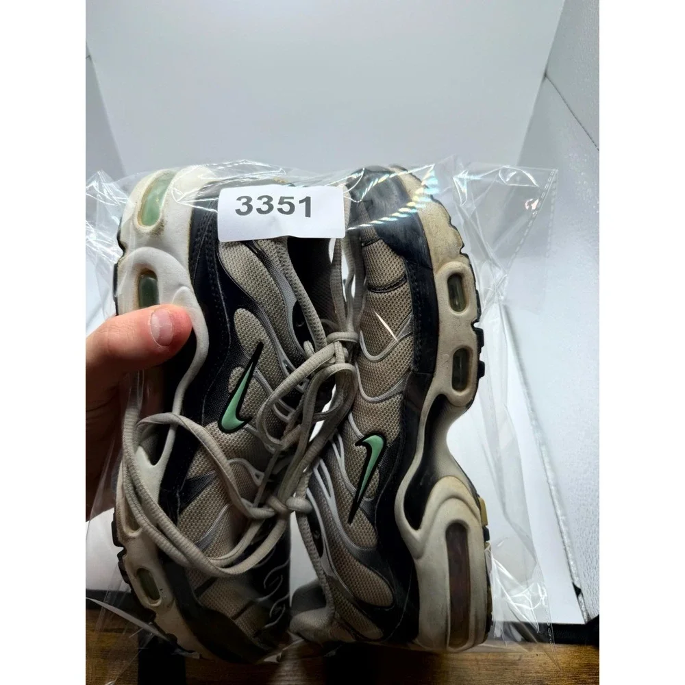 Nike Air Max Plus GS CD0609-106 Kids 5.5 Sneaker White Mint Mesh Running Shoes‎